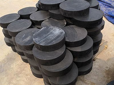 江安县板式橡胶支座由若干层橡胶片与薄钢板经加压硫化